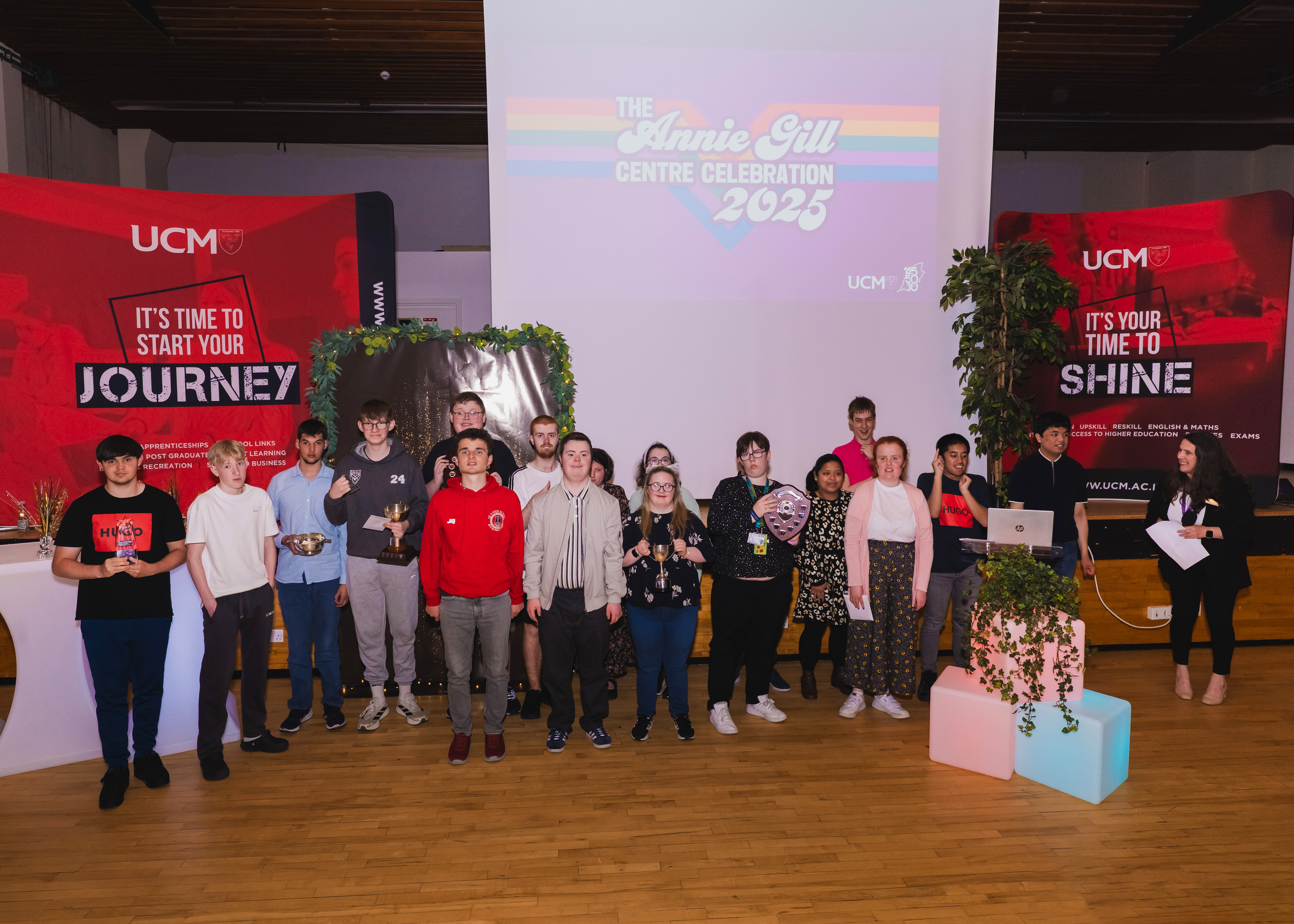 /media/5311/award-winning-students.jpg
